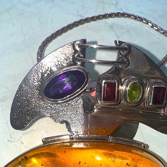 Amber and Silver Pendant Necklace - Picture 3 of 9